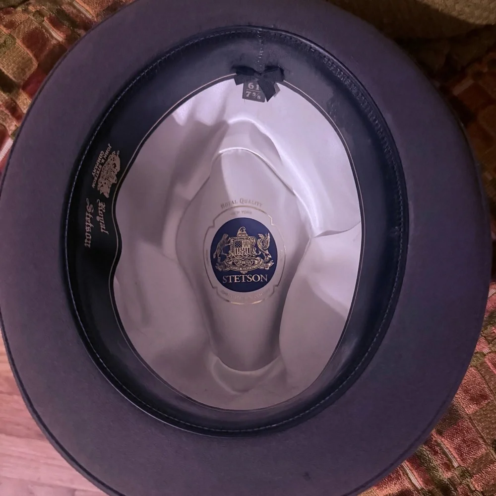 Stetson Gray Fedora with Elegant Lining - Picture 4 of 5